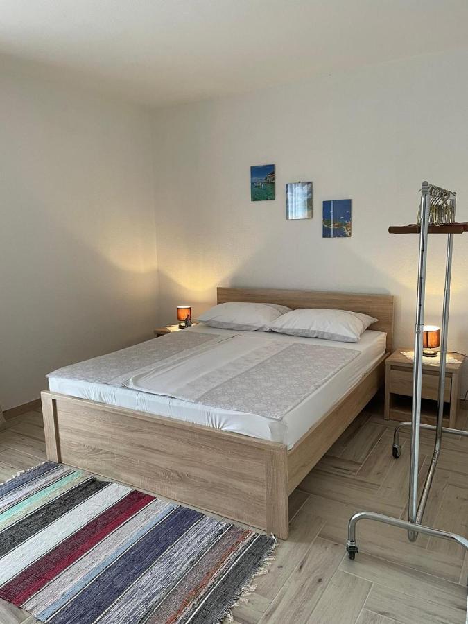 Apartmani Mateja Kaštela Eksteriør bilde